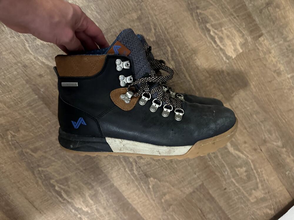 Forsake Patch Women's Waterproof Hiking Boots Size 7.5